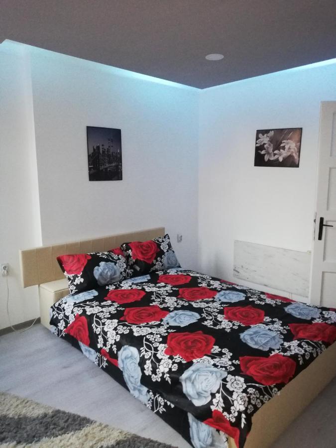 Andrina Sweet Home Ni Exterior foto